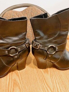 Harley-Davidson Black Leather Mid-Calf Heeled Boots with Ring Harness